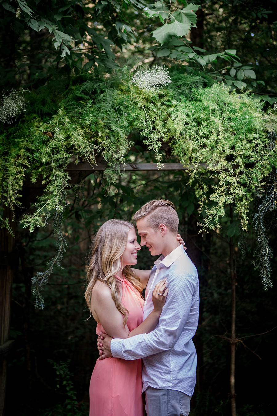Under the vines by Knoxville Wedding Photographer, Amanda May Photos.