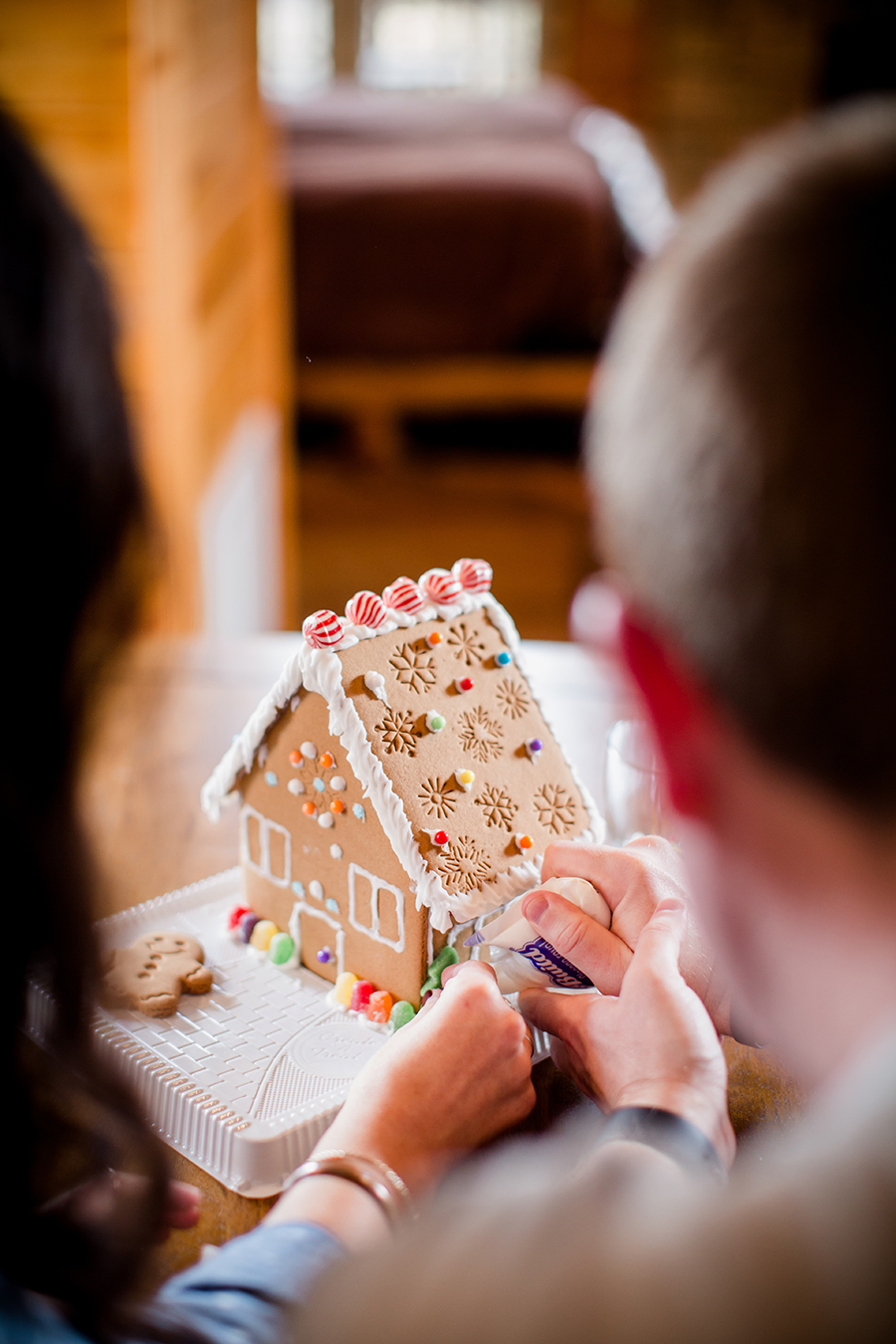 Gingerbread house by Knoxville Wedding Photographer, Amanda May Photos.