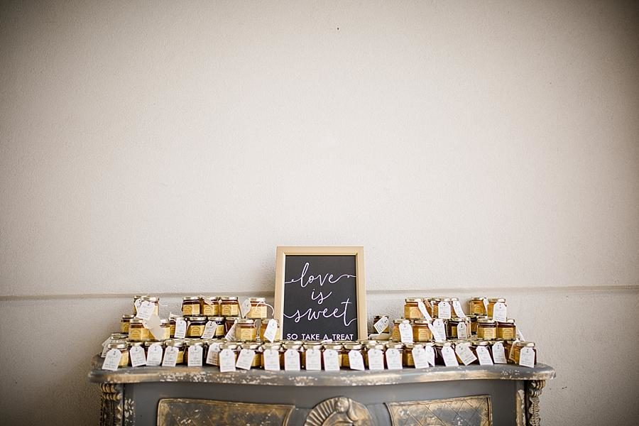 Love is sweet at this Castleton Farms Wedding by Knoxville Wedding Photographer, Amanda May Photos.