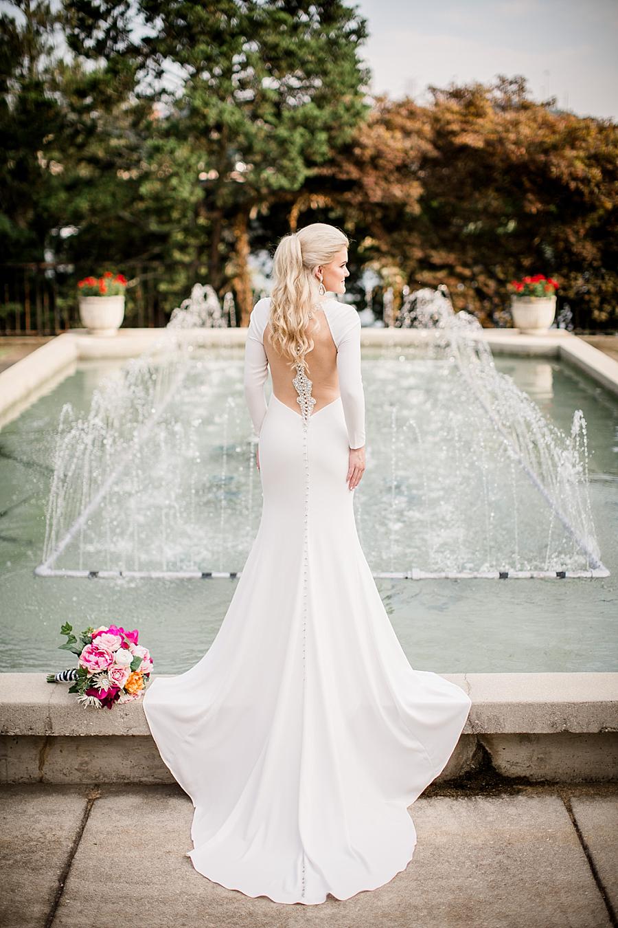 Fountain at this Crescent Bend Bridal Session by Knoxville Wedding Photographer, Amanda May Photos.