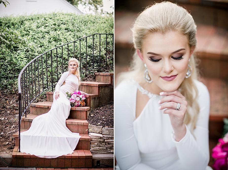 Hand on chin at this Crescent Bend Bridal Session by Knoxville Wedding Photographer, Amanda May Photos.