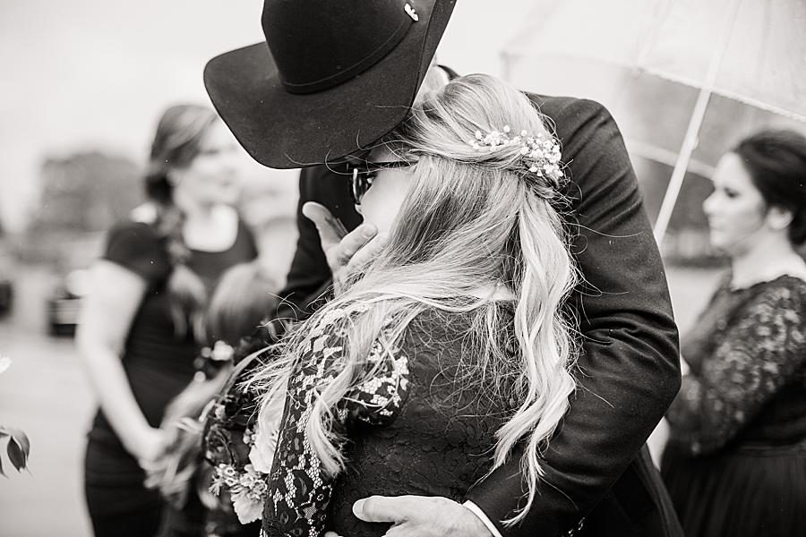 Hand on cheek at this Arrington Vineyard wedding by Knoxville Wedding Photographer, Amanda May Photos.