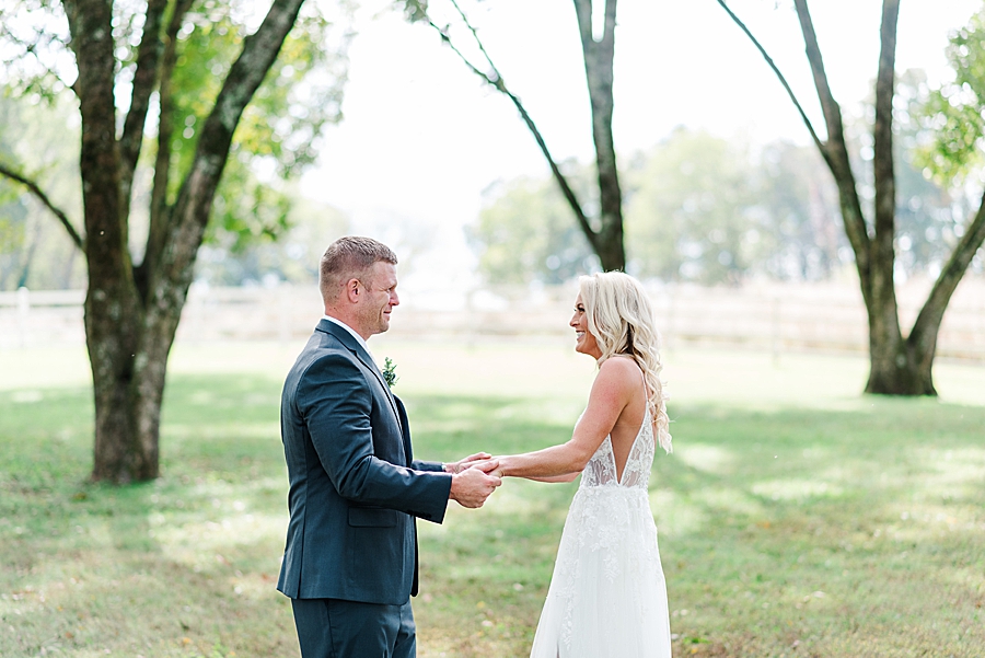 first look at this associate wedding at marblegate