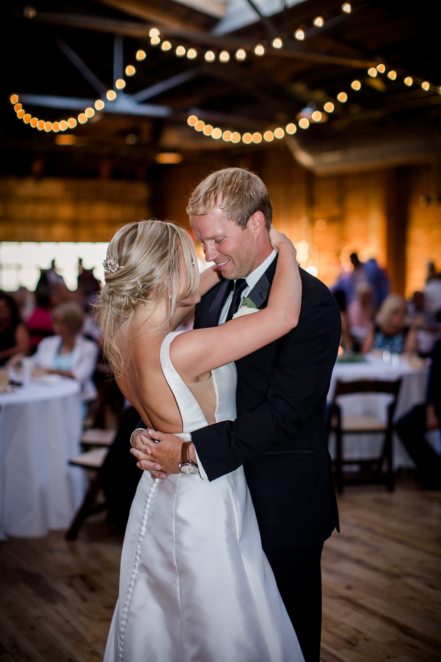 First dance at this wedding at The Standard by Knoxville Wedding Photographer, Amanda May Photos.