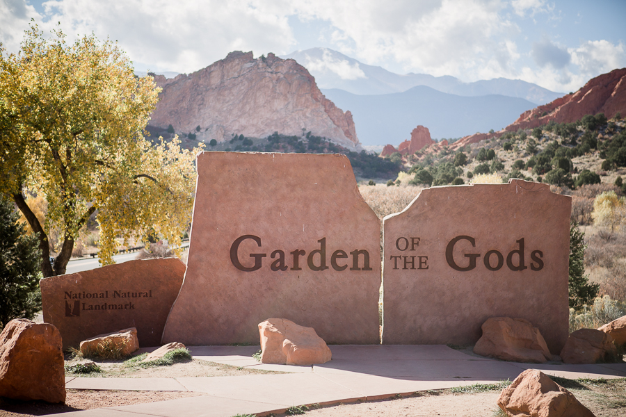 Front entrance sign at Garden of the Gods in Colorado Springs by Knoxville Wedding Photographer, Amanda May Photos.
