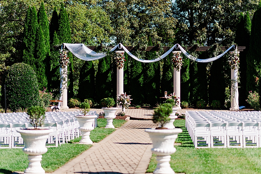 ceremony site at this fall wedding at castleton farms