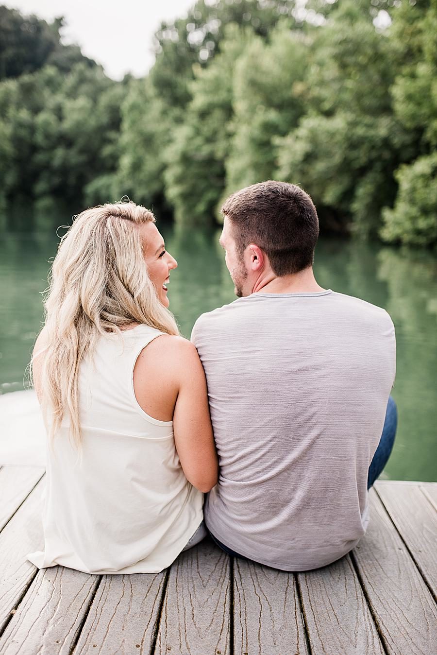 Casual engagement outfit by Knoxville Wedding Photographer, Amanda May Photos.