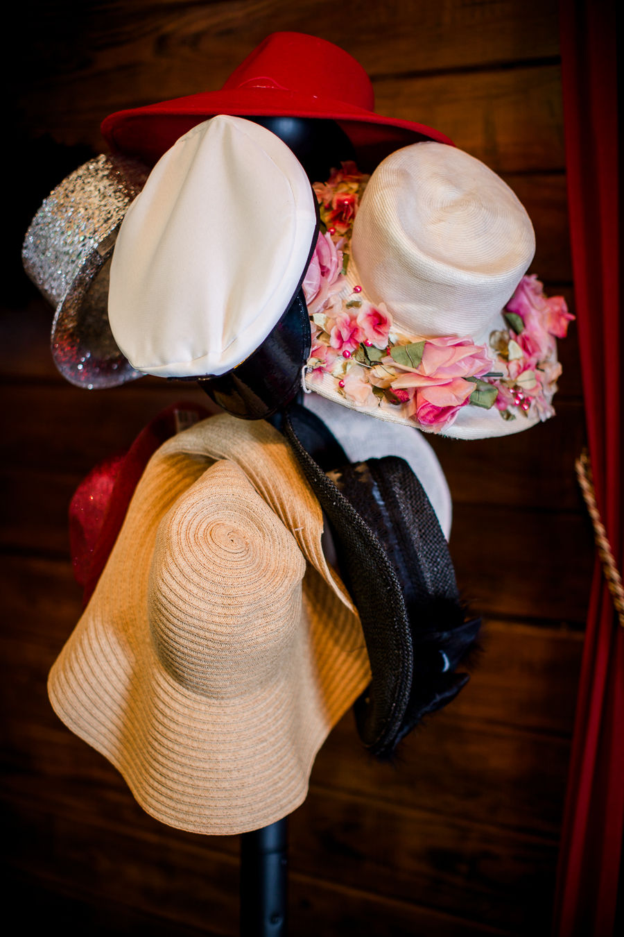Selfie Studio hat choice at the open house of Knoxville Wedding Venue, Hunter Valley Farm, by Knoxville Wedding Photographer, Amanda May Photos.