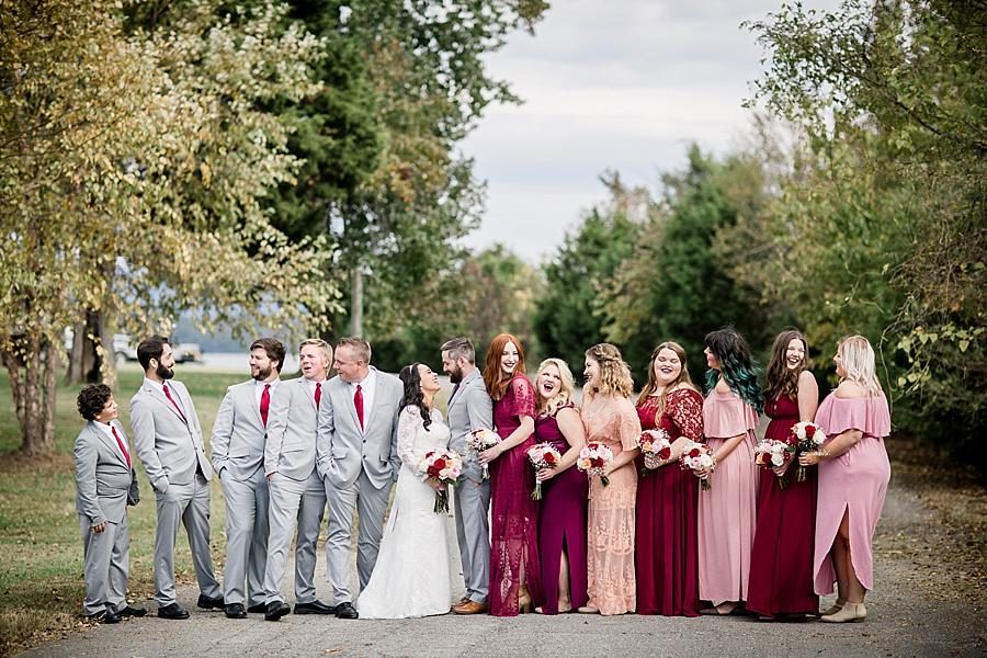 The whole bridal party at this Toqua Campground Wedding by Knoxville Wedding Photographer, Amanda May Photos.