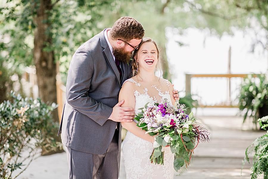 Laughing at this Hunter Valley Pavilion wedding by Knoxville Wedding Photographer, Amanda May Photos.