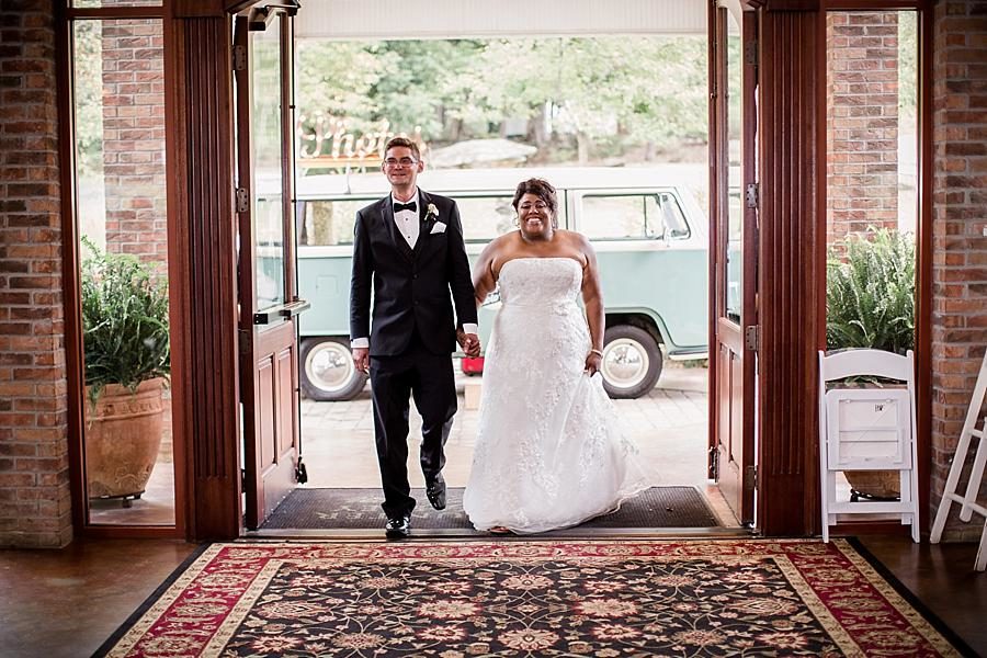 Entering the reception at this Wedding at Hunter Valley Farm by Knoxville Wedding Photographer, Amanda May Photos.