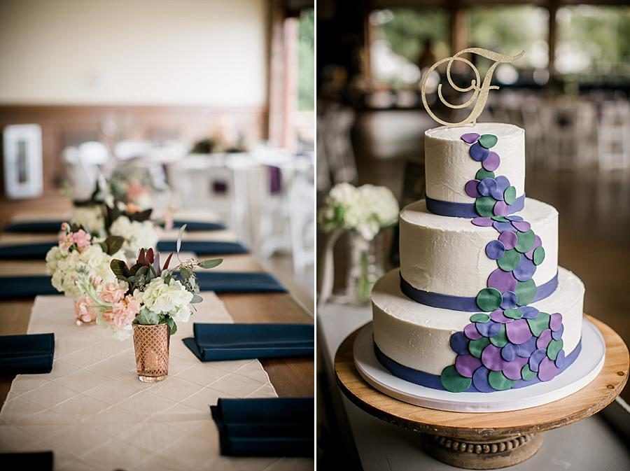 The cake at this Wedding at Hunter Valley Farm by Knoxville Wedding Photographer, Amanda May Photos.