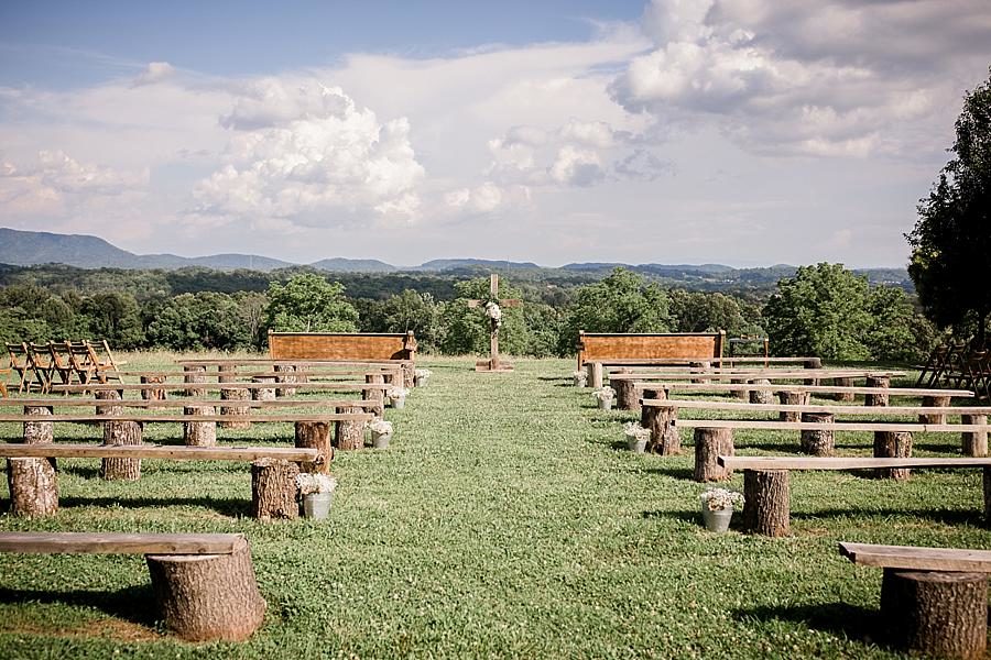 Before the ceremony at this Estate of Grace Wedding by Knoxville Wedding Photographer, Amanda May Photos.