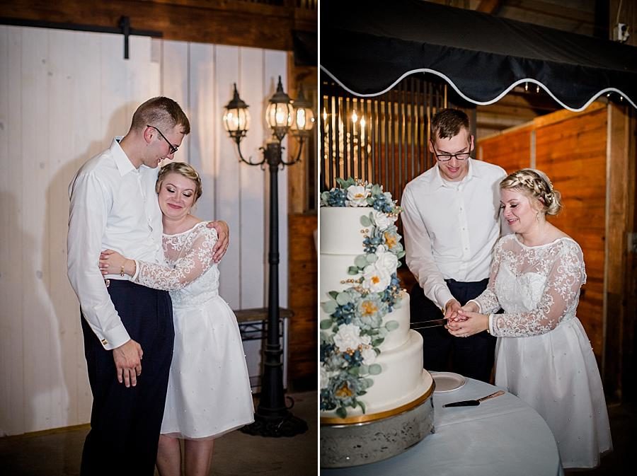 Cutting the cake at this Cheval Manor Wedding by Knoxville Wedding Photographer, Amanda May Photos.