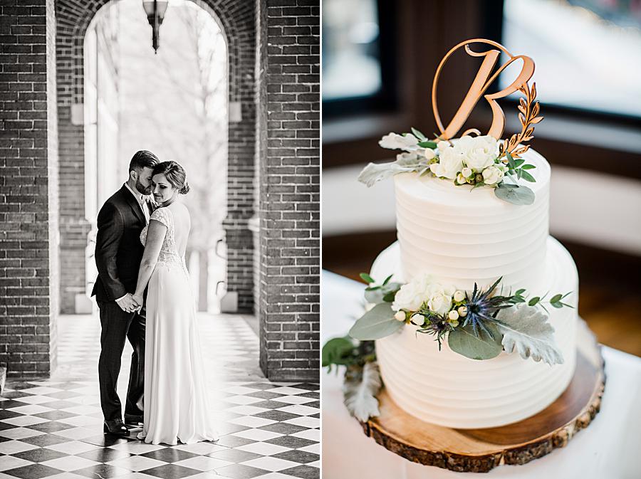 Simple wedding cake at this Knox County Courthouse Wedding by Knoxville Wedding Photographer, Amanda May Photos.