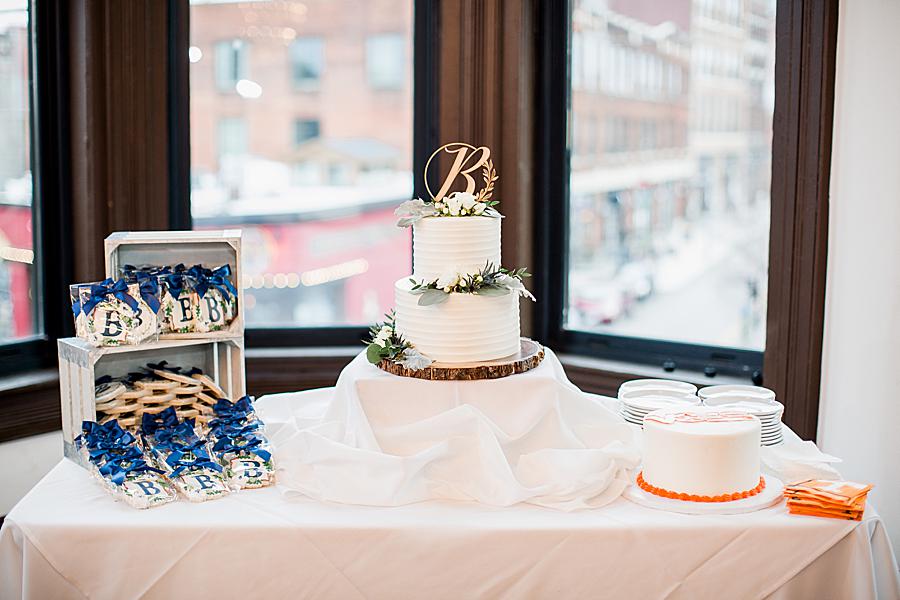 Cake table by Knoxville Wedding Photographer, Amanda May Photos.