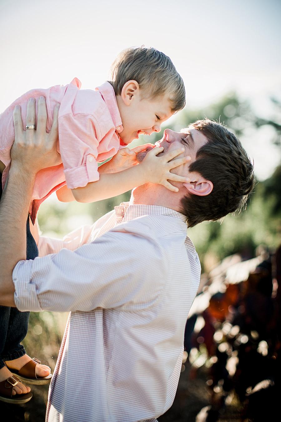 Laughing at this Shelby Bottoms Park family session by Knoxville Wedding Photographer, Amanda May Photos.