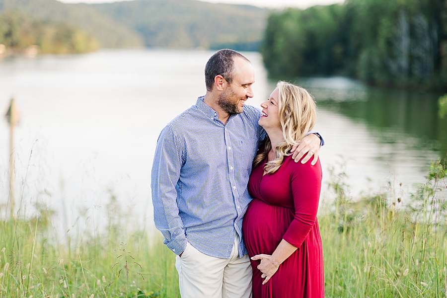 cradling the bump at this melton hill maternity