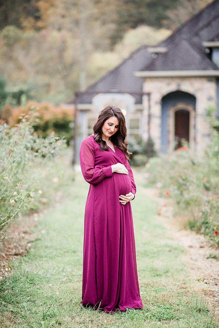 Looking at the baby bump at this Natchez Trace Glen Maternity by Knoxville Wedding Photographer, Amanda May Photos.