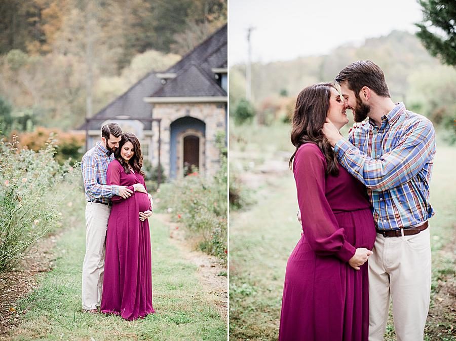 Kissing by Knoxville Wedding Photographer, Amanda May Photos.