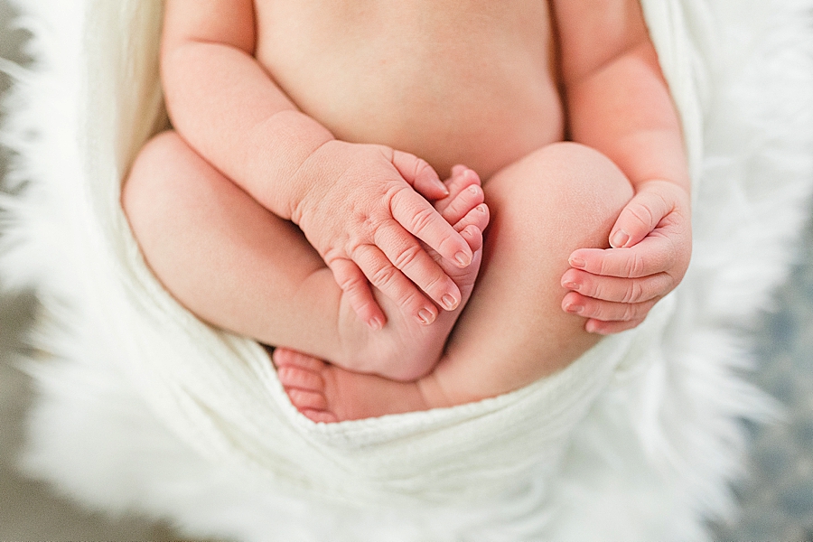 baby toes at this newborn session