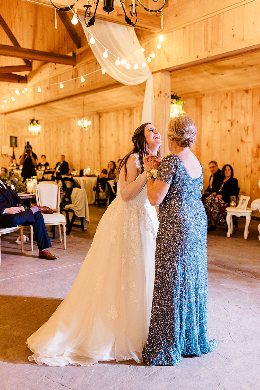 Mother daughter first dance