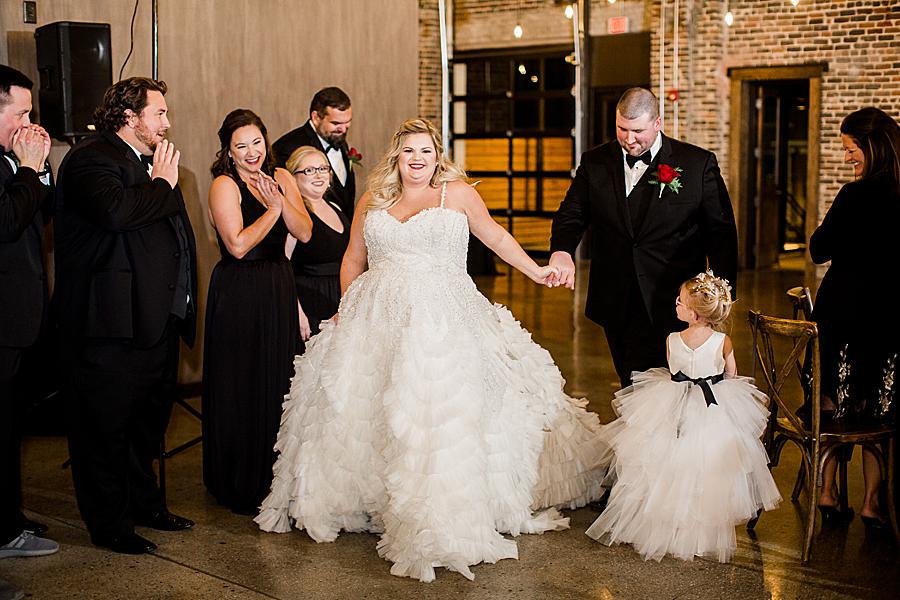 Newlyweds by Knoxville Wedding Photographer, Amanda May Photos.