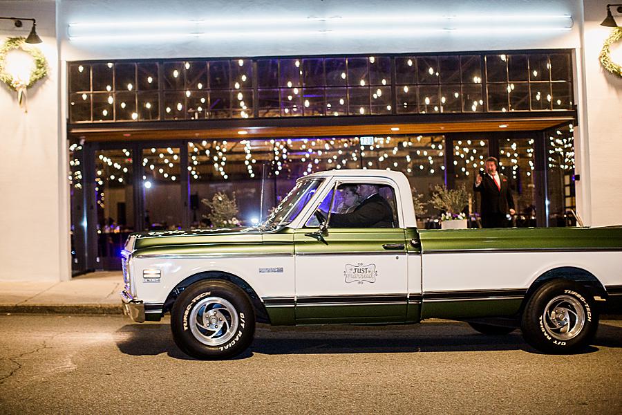Getaway truck by Knoxville Wedding Photographer, Amanda May Photos.