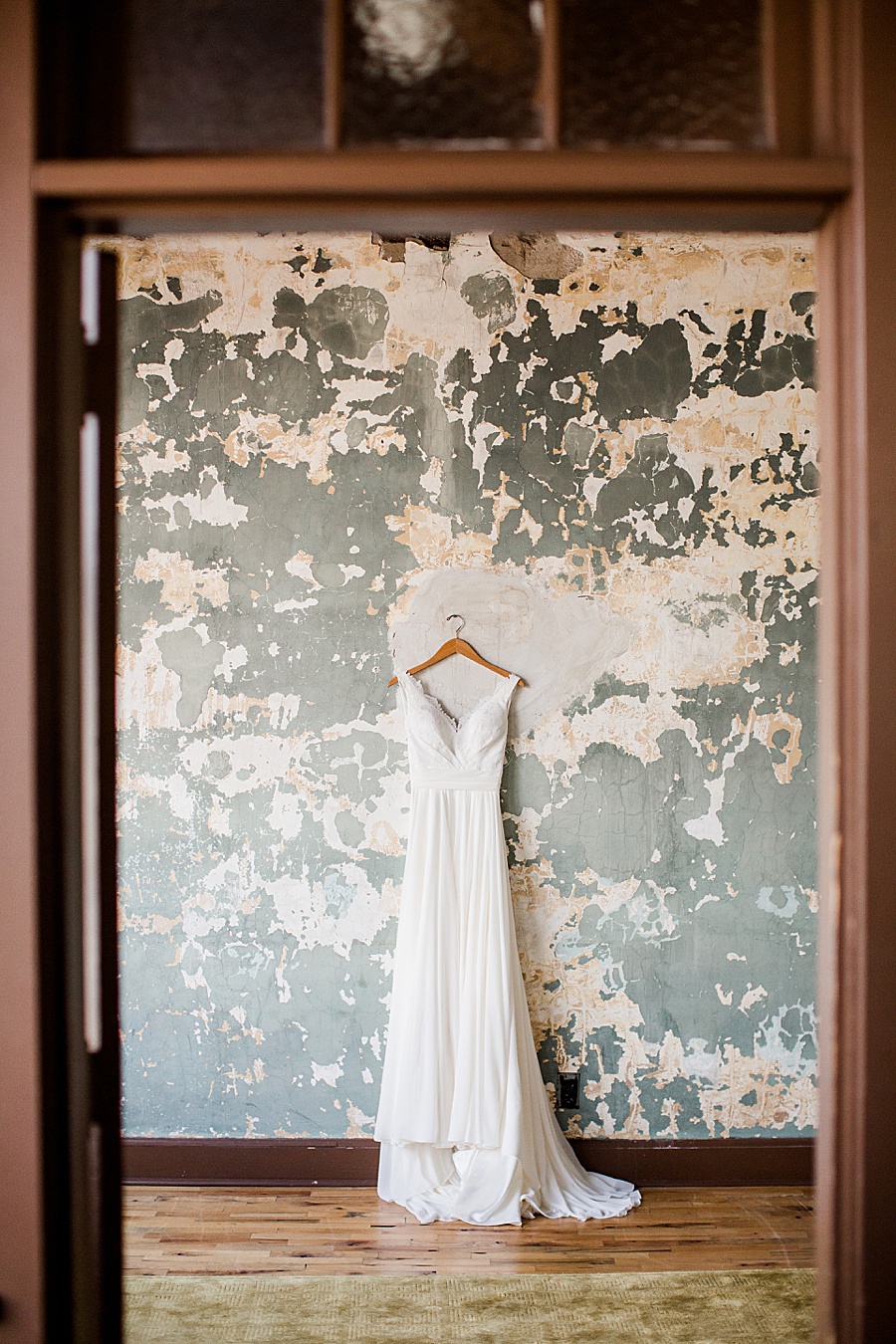 Distressed wall at this Wedding at The Standard by Knoxville Wedding Photographer, Amanda May Photos.