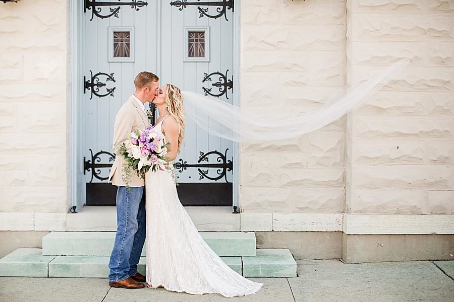 Flowing veil at this Dayton wedding by Knoxville Wedding Photographer, Amanda May Photos.