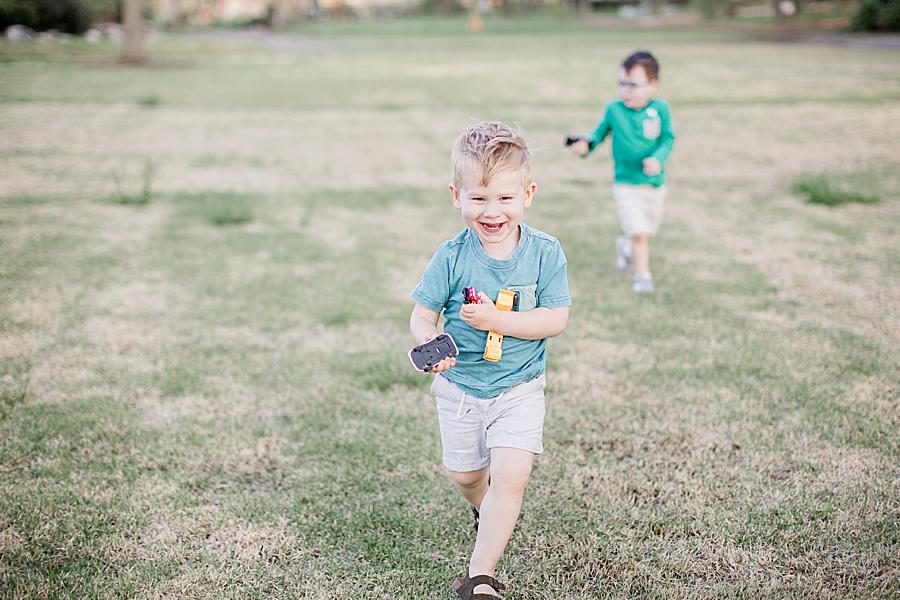 Running at this Mommy & Me Session by Knoxville Wedding Photographer, Amanda May Photos.