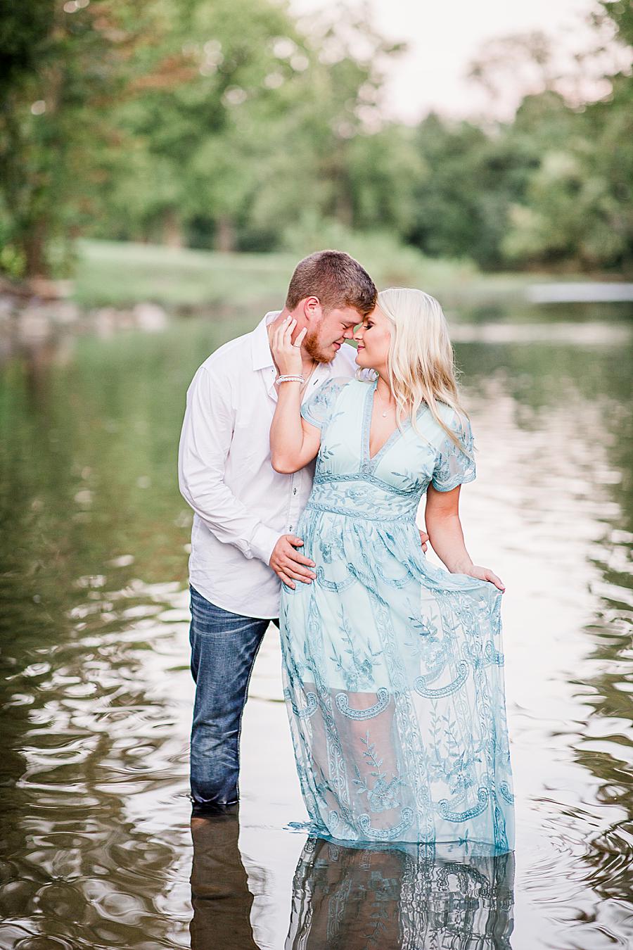 Hand on cheek by Knoxville Wedding Photographer, Amanda May Photos.