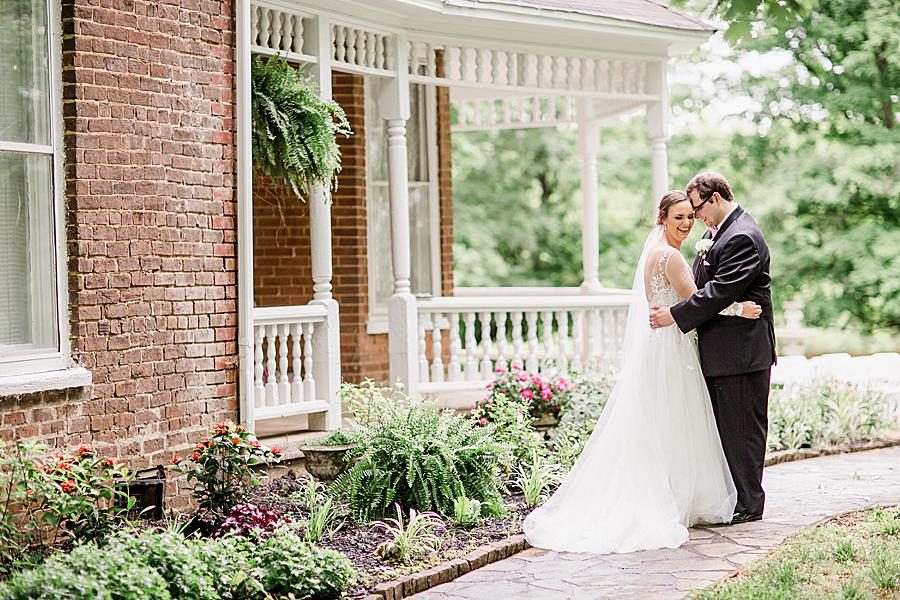 Bride and groom posing at this Cardwell Manor Wedding by Knoxville Wedding Photographer, Amanda May Photos.