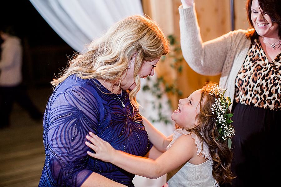 Grandmother and granddaughter by Knoxville Wedding Photographer, Amanda May Photos.
