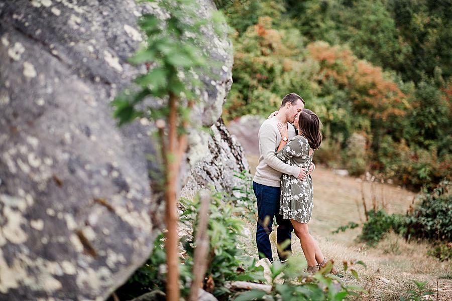 Kissing by Knoxville Wedding Photographer, Amanda May Photos.