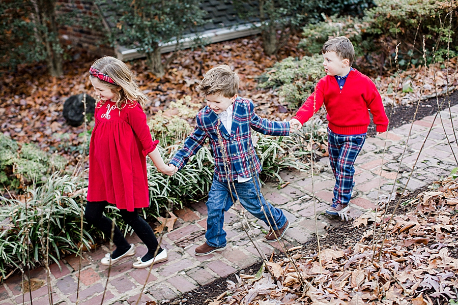christmas outfits at fox den family session