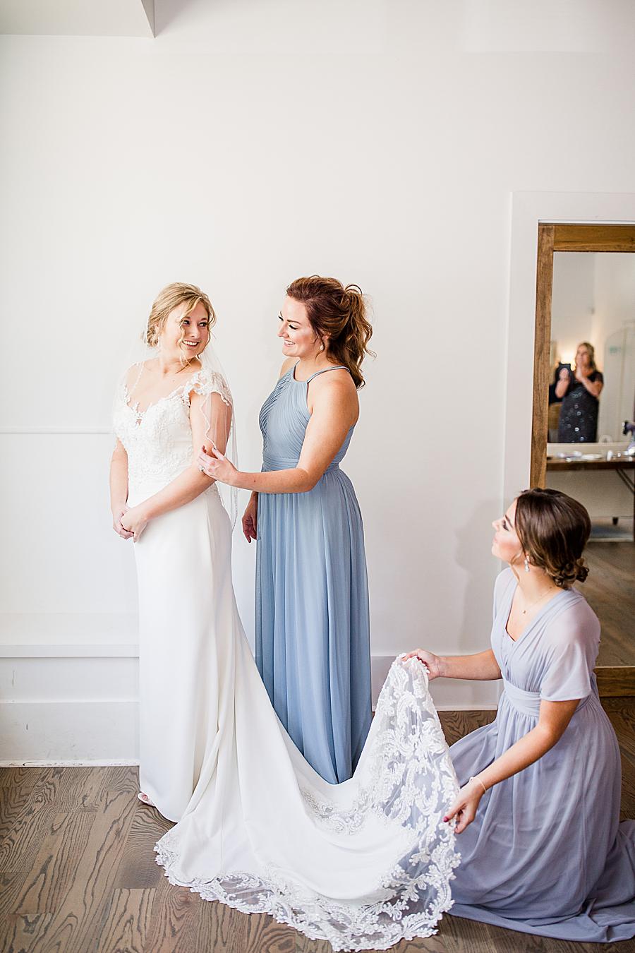Bride and bridesmaids at this Graystone Quarry wedding by Knoxville Wedding Photographer, Amanda May Photos.
