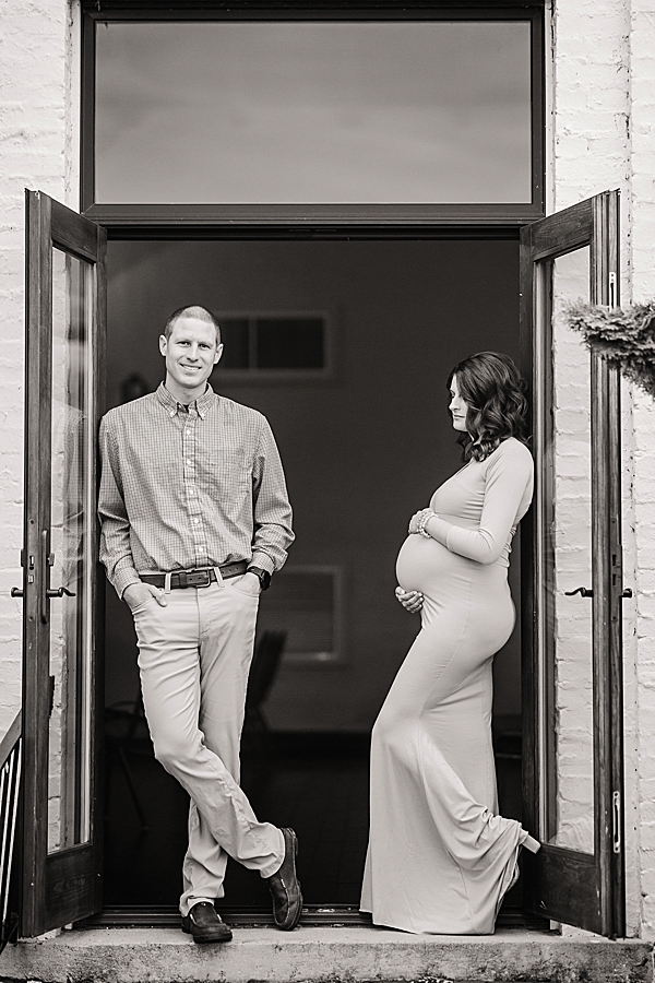black and white photo at holston hills country club maternity