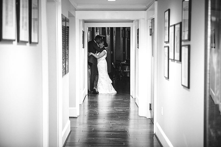 Black and white at this Holston Hills Country Club wedding by Knoxville Wedding Photographer, Amanda May Photos.