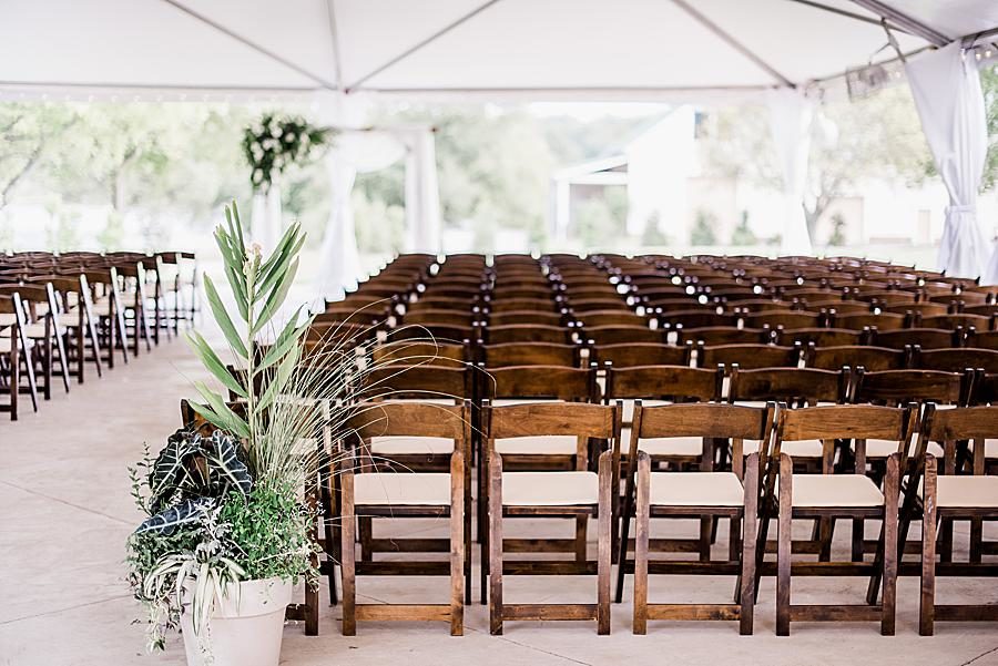 Ceremony space by Knoxville Wedding Photographer, Amanda May Photos.