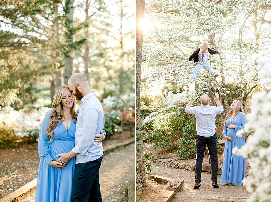 Mom and dad at this Maternity Pictures by Knoxville Wedding Photographer, Amanda May Photos.