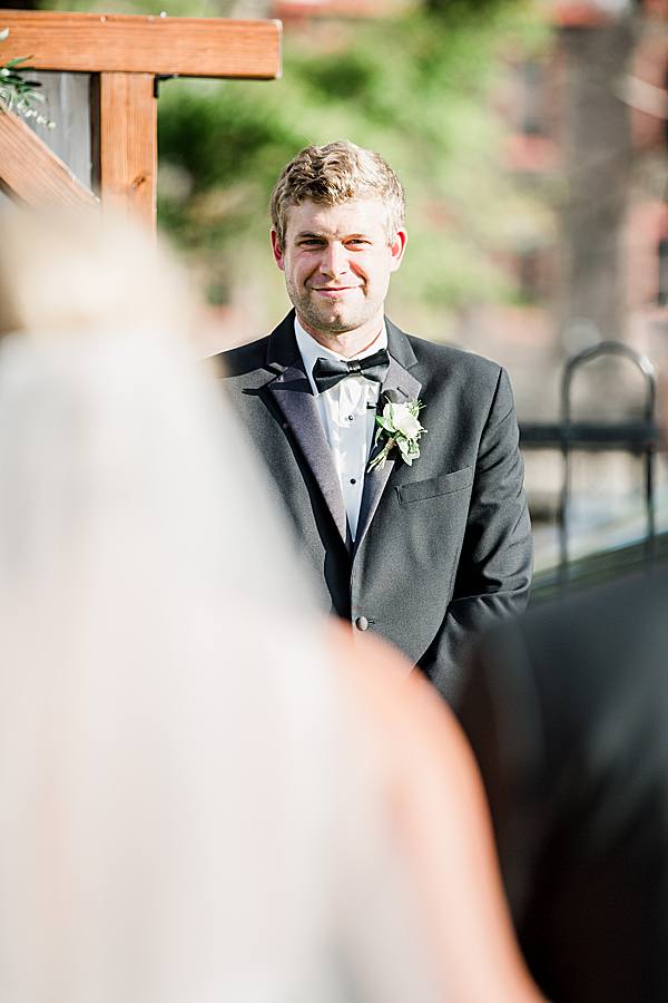 groom's reaction