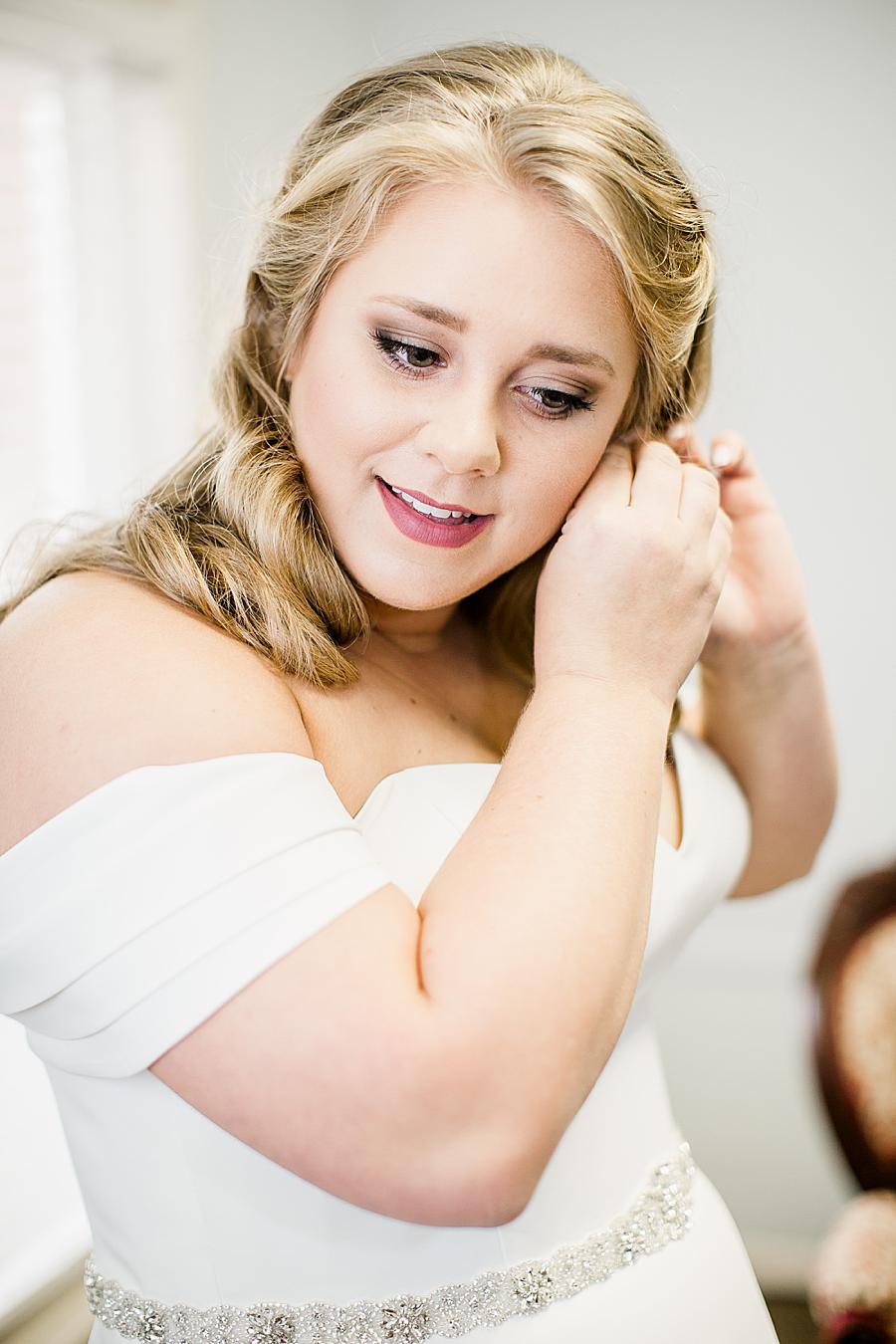 Bridal makeup at this Pine Ridge Baptist Church wedding by Knoxville Wedding Photographer, Amanda May Photos.