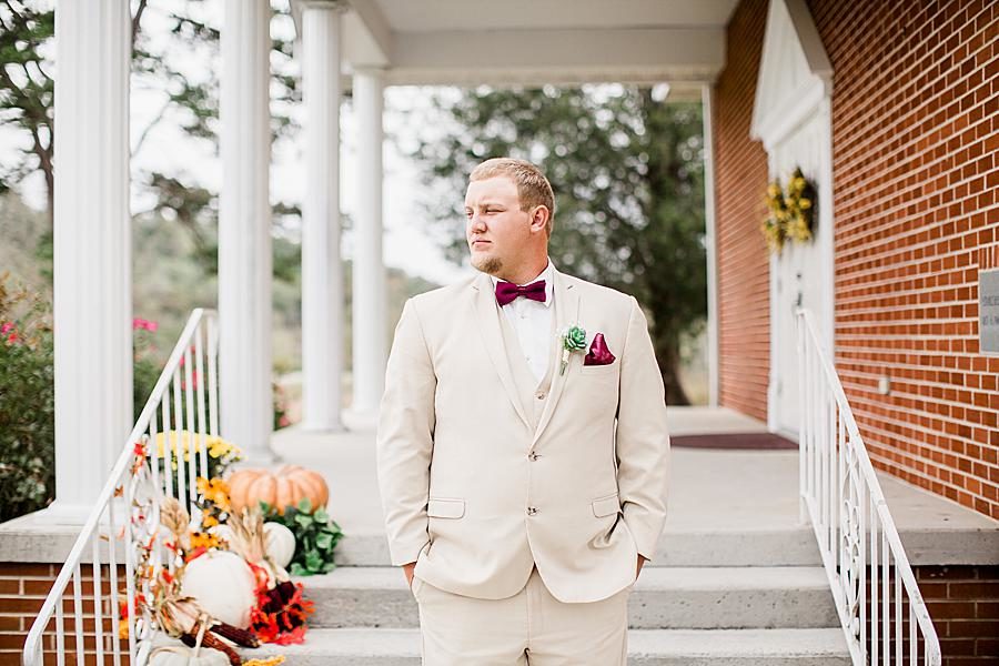 Fall wedding at this Pine Ridge Baptist Church wedding by Knoxville Wedding Photographer, Amanda May Photos.