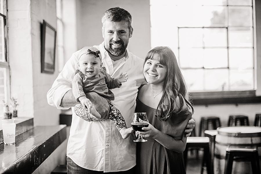 The whole family at this Printshop Brewery engagement by Knoxville Wedding Photographer, Amanda May Photos.