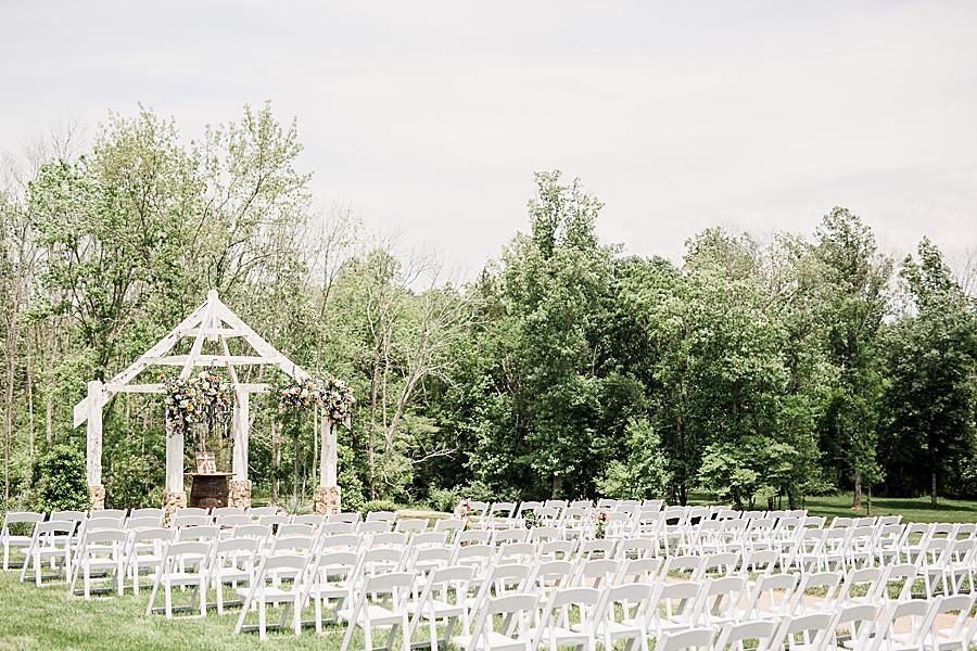 Ceremony layout at this Ramble Creek Vineyard Wedding by Knoxville Wedding Photographer, Amanda May Photos.