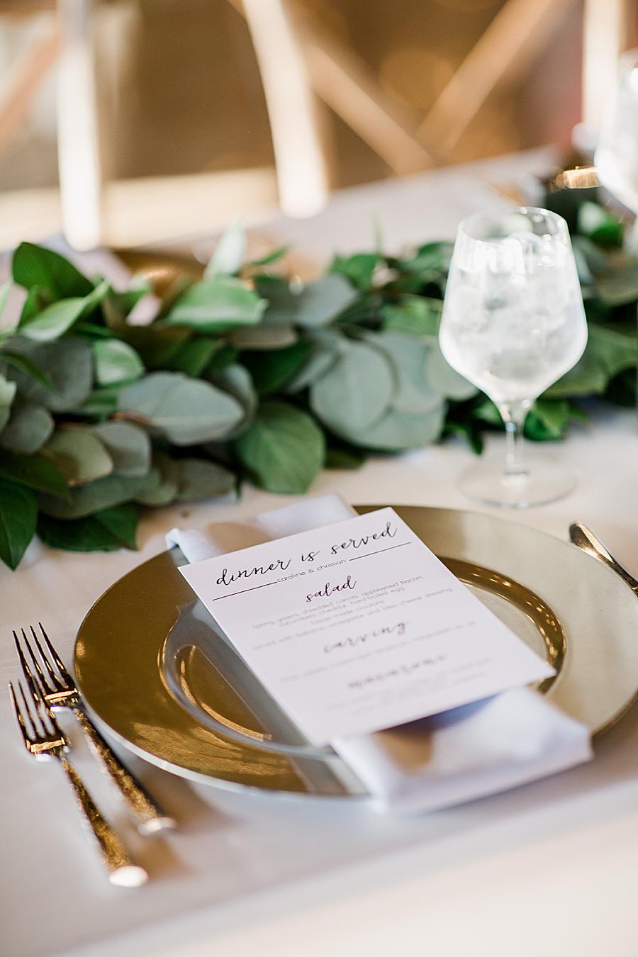 Charger plate by Knoxville Wedding Photographer, Amanda May Photos.