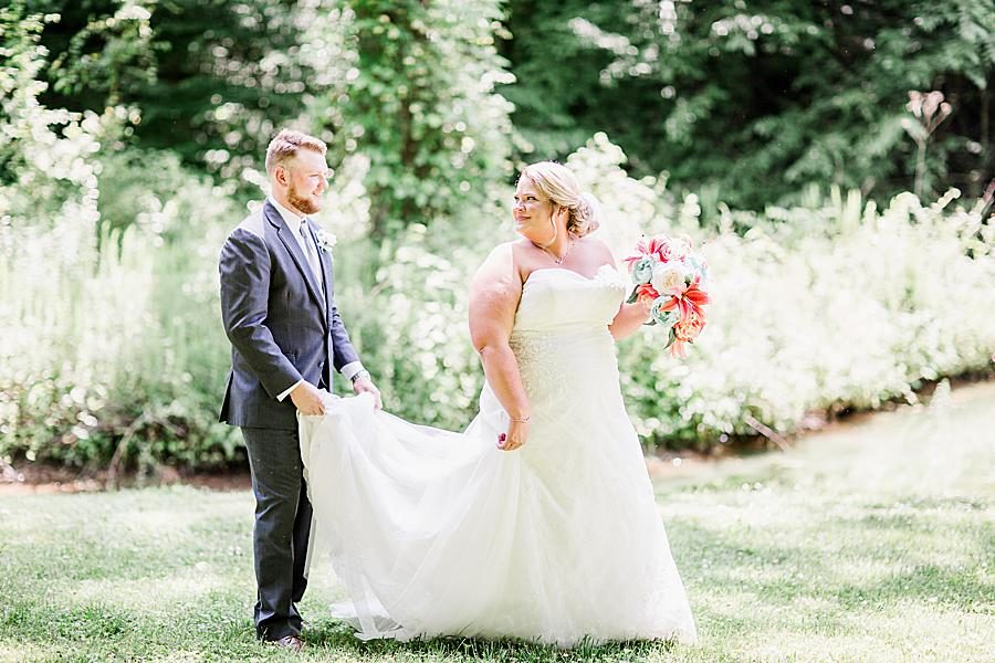 Bridal bouquet at this Strawberry Creek Wedding by Knoxville Wedding Photographer, Amanda May Photos.