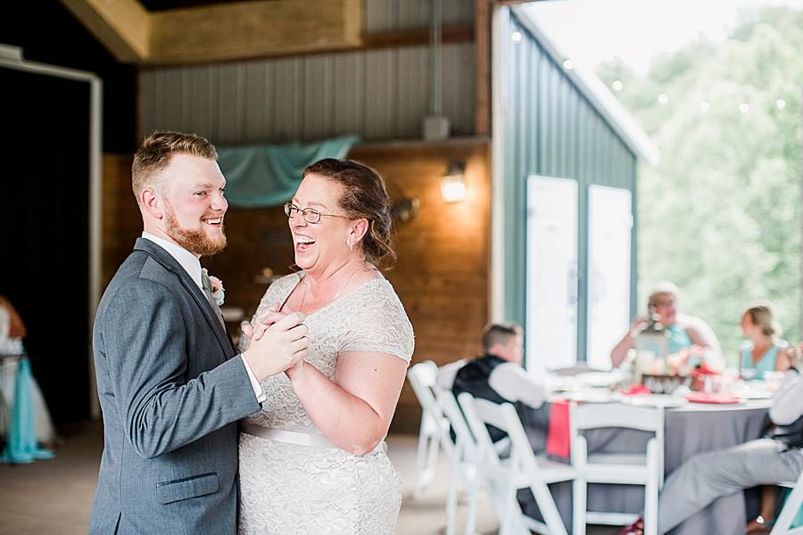 Reception dancing at this Strawberry Creek Wedding by Knoxville Wedding Photographer, Amanda May Photos.