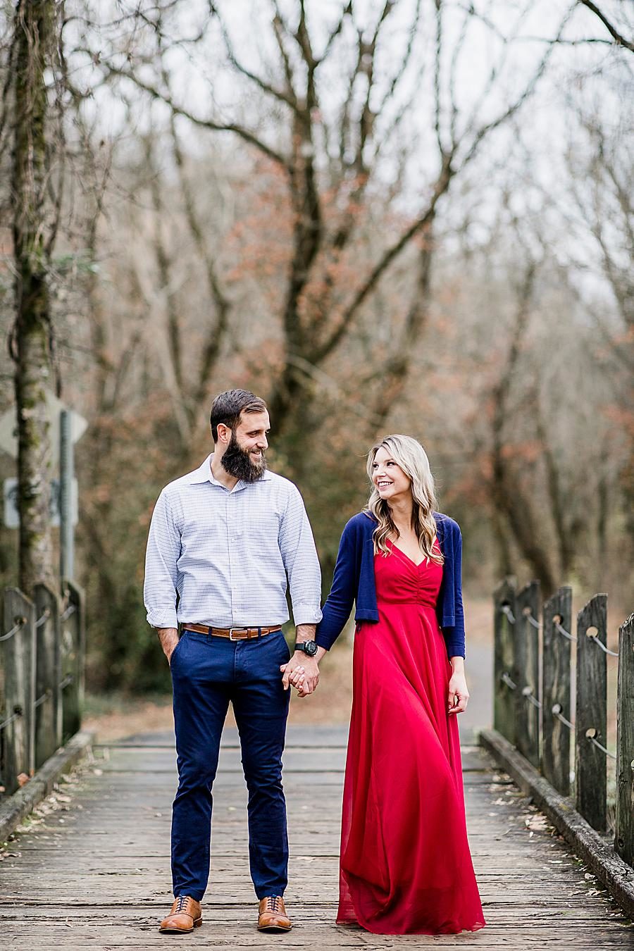 Engagement outfits by Knoxville Wedding Photographer, Amanda May Photos.